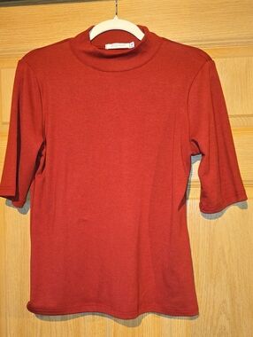 Classic Mock Neck Short-Sleeve Top - Rust Red